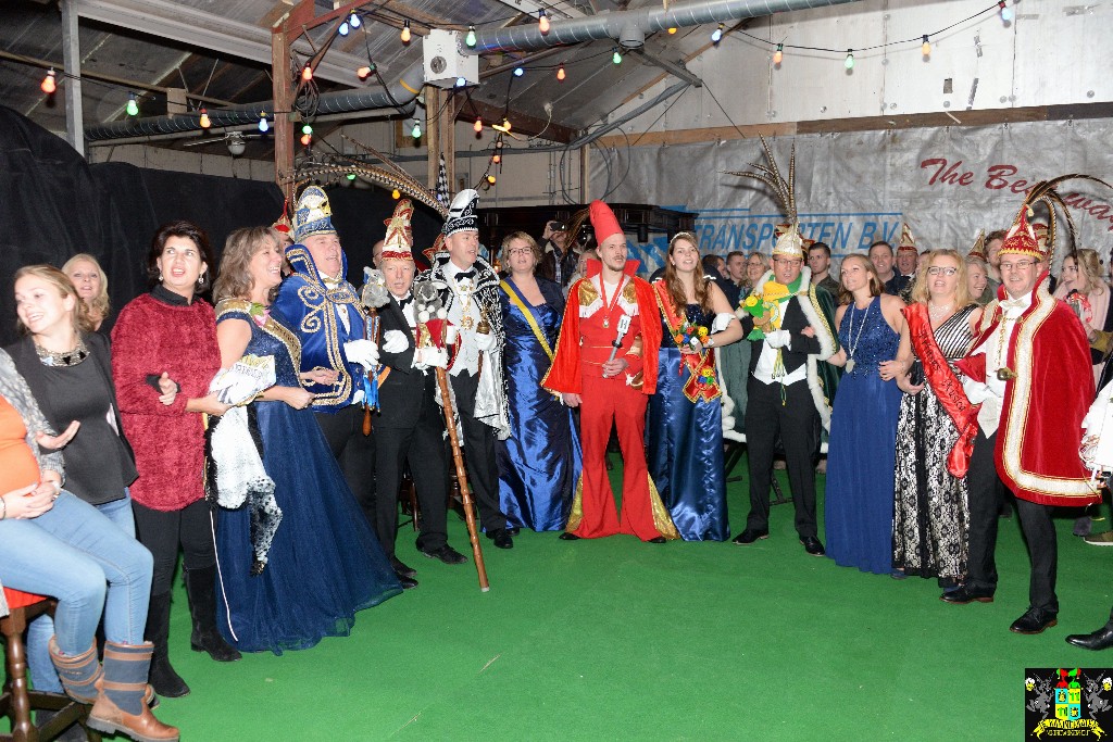 ../Images/Verrassingsfeest Mechanicus en Privileged 015.jpg